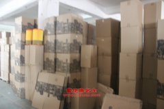 驪山LS5050TZC通信指揮車(chē)用的日野N04C發(fā)動(dòng)機(jī)的修理及配件