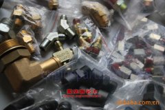 長鹿HB5110XQC囚車用的玉柴YC6J210-20發(fā)動機的配件及維修