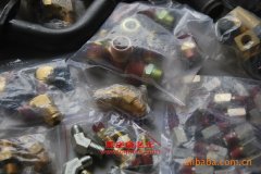 東風(fēng)EQ5120XXYGR5AD1AC廂容可變車用的康明斯EQB140-20發(fā)動(dòng)機(jī)的配件及維修