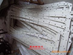 神宇DFS5200XXBL篷式運(yùn)輸車用的康明斯B220 30發(fā)動(dòng)機(jī)的大修及配件