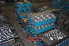 瑞麒SQR7160PHEVJ18插電式混合動力轎車用的奇瑞SQRE4G16發(fā)動機的配件及大修