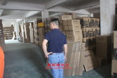 解放CA1390P5K2L11T6A70平頭柴油浮輪載貨汽車(chē)用的一汽CA6DF2-24發(fā)動(dòng)機(jī)的配件及修理