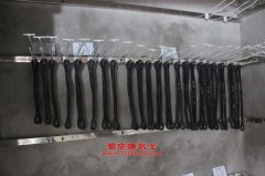 冰花YSL3258DLPJB-24自卸汽車用的濰柴WP10.290E32發(fā)動機的配件及保養(yǎng)