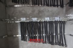 九通KR5250ZLJD3自卸式垃圾車用的康明斯ISDe230 30發(fā)動機的配件及大修